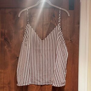 A New Day Sleeveless V-Neck Cami in White and Burgundy Print